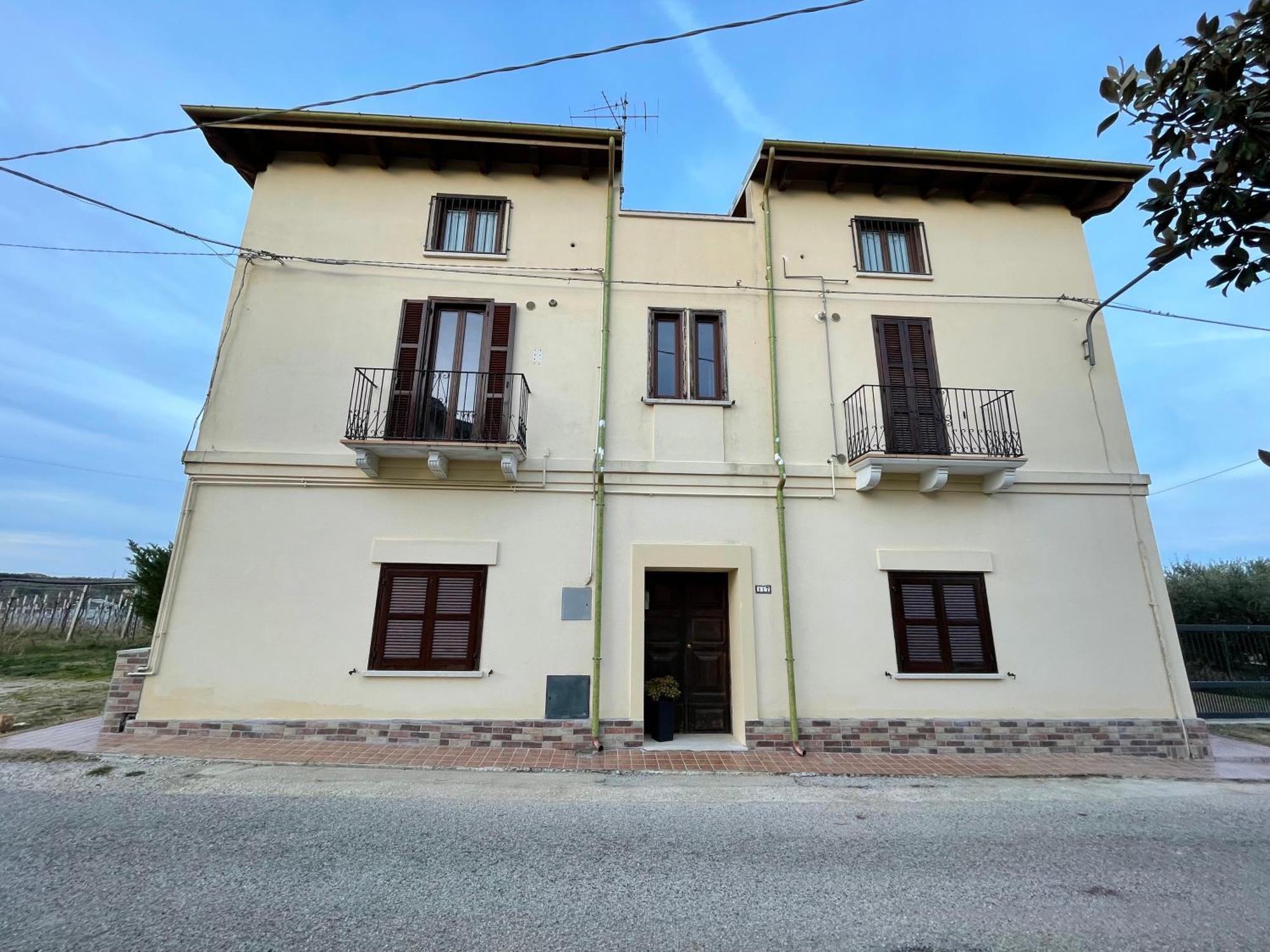 La Quercia Appartamenti Ortona Extérieur photo